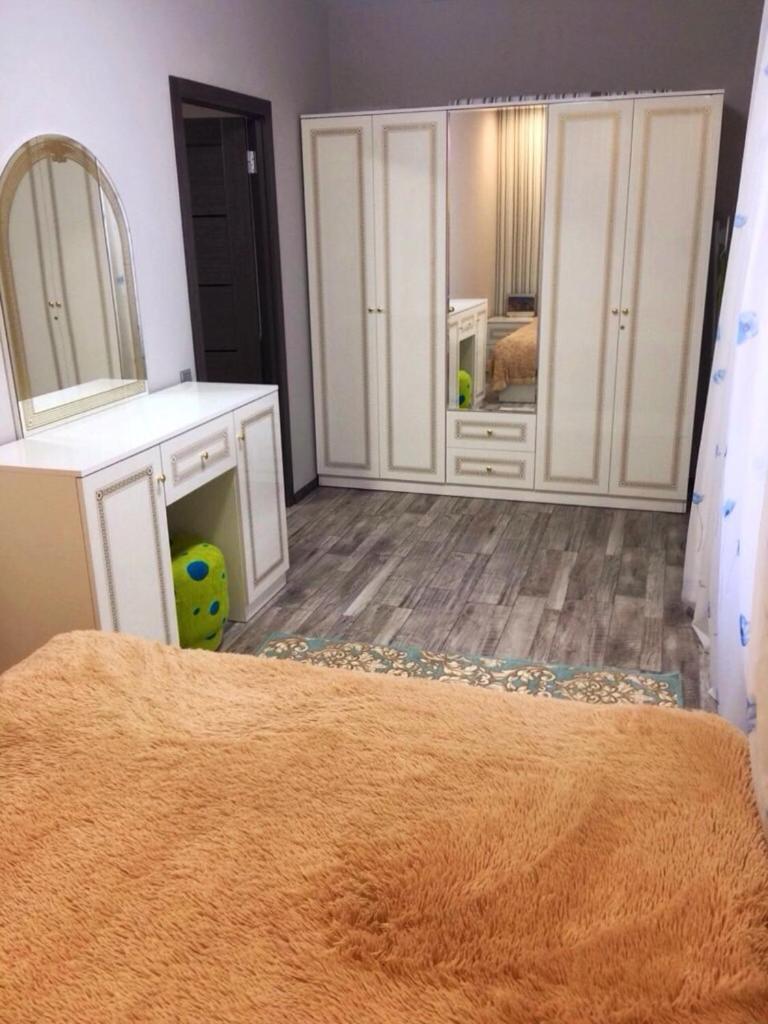 Двухкімнатна Студія Chernihiv Luaran gambar