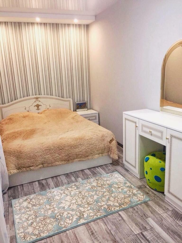 Двухкімнатна Студія Chernihiv Luaran gambar